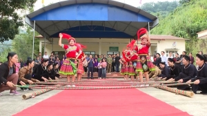 타이응우옌성, 대단결축제에서전통문화와음식의아름다움되살려