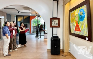 ‘새로운 색채2025’ 미술전 개최